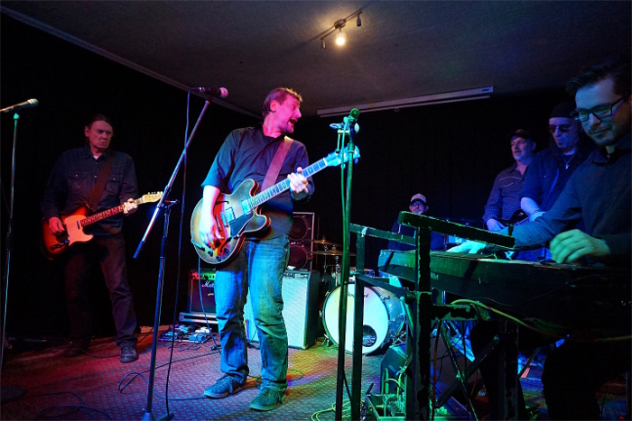 Jimmy, Niko & die SSJ Houseband