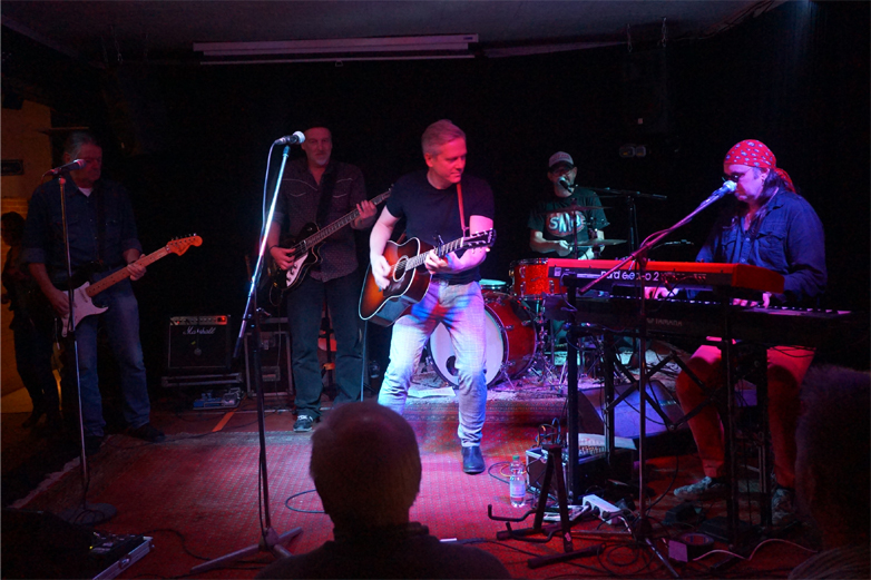 JR Olsen & die SSJ Houseband